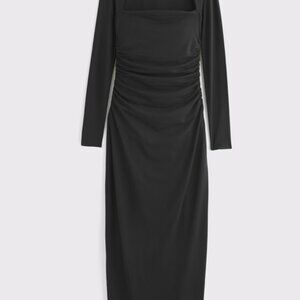 The A&F Ava Long-Sleeve Knit Maxi Dress (MP)